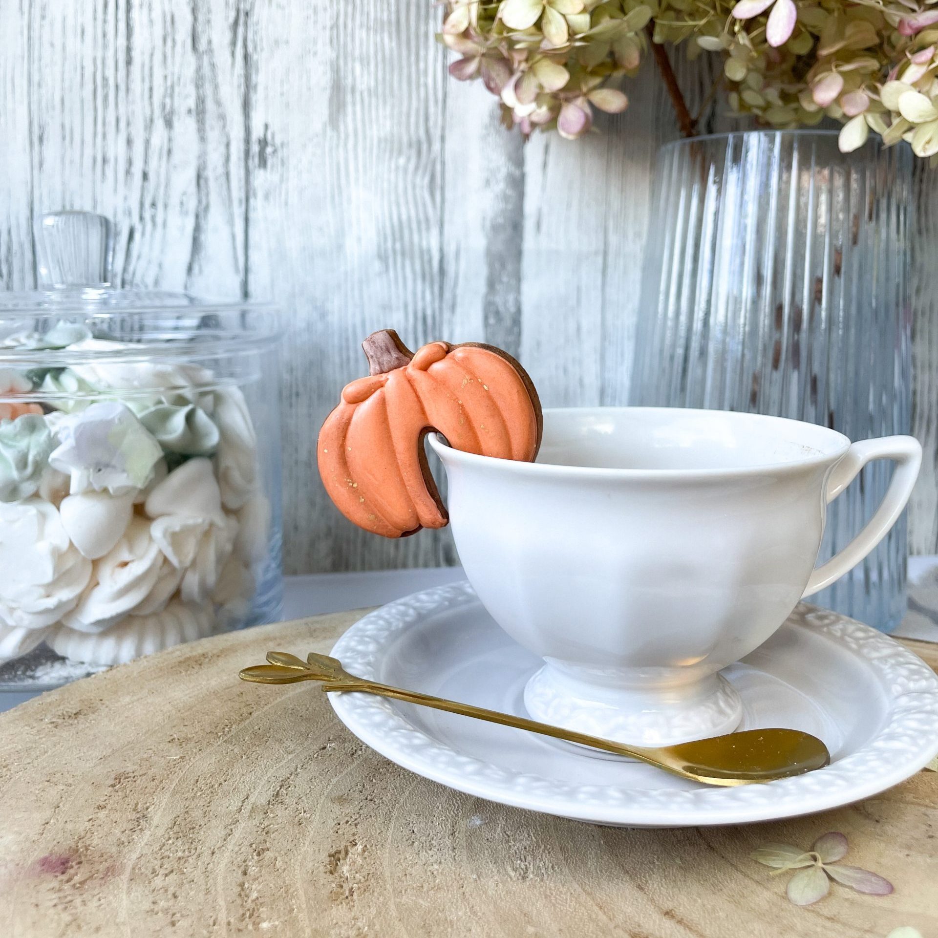 Dynia na kubek pomarańczowa