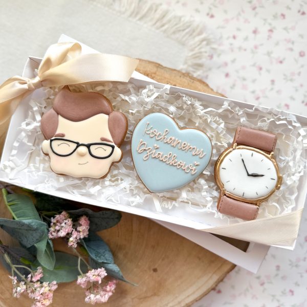 Dziadek z sercem i zegarkiem- brązowe włosy