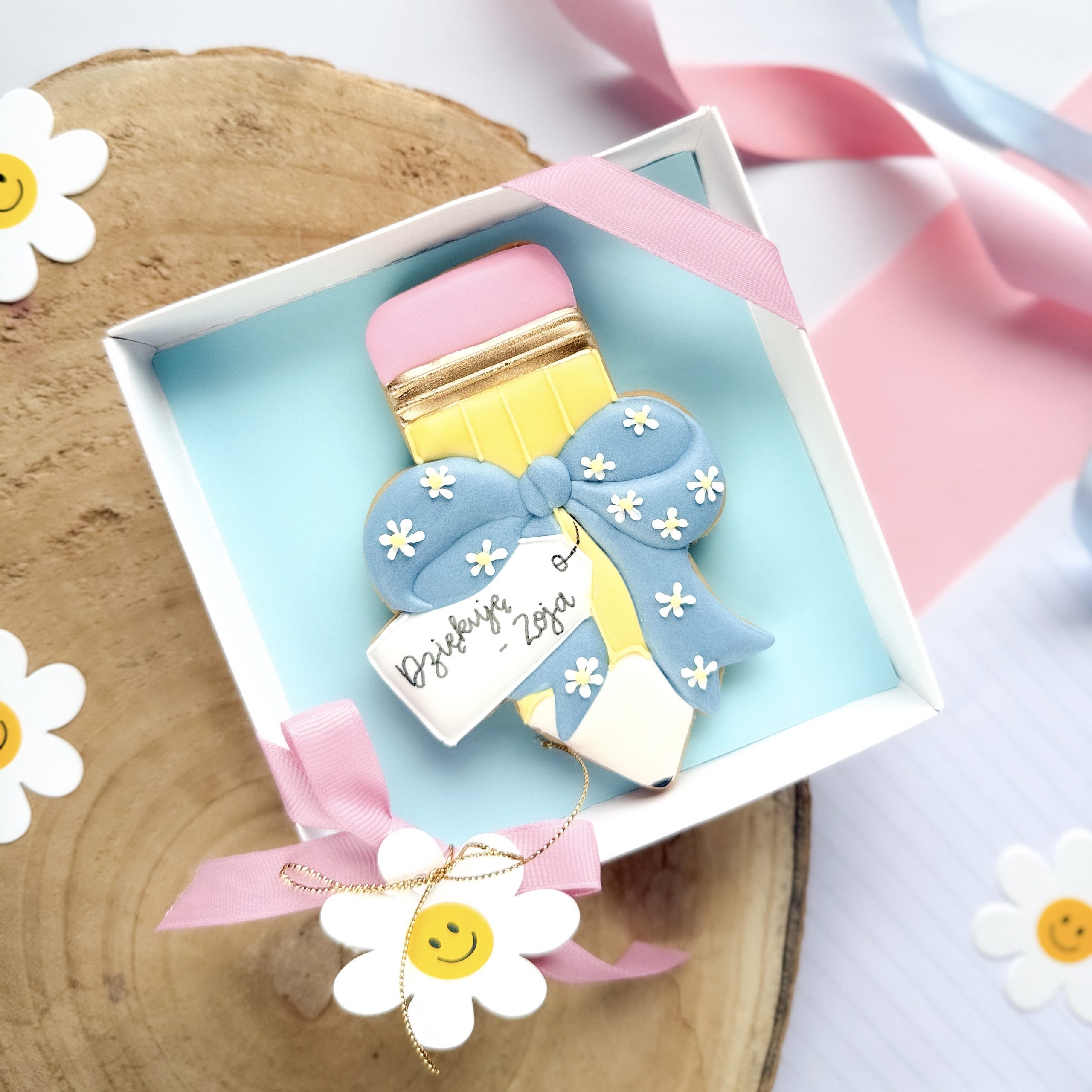 Ołówek XL z kokardą - dowolny napis