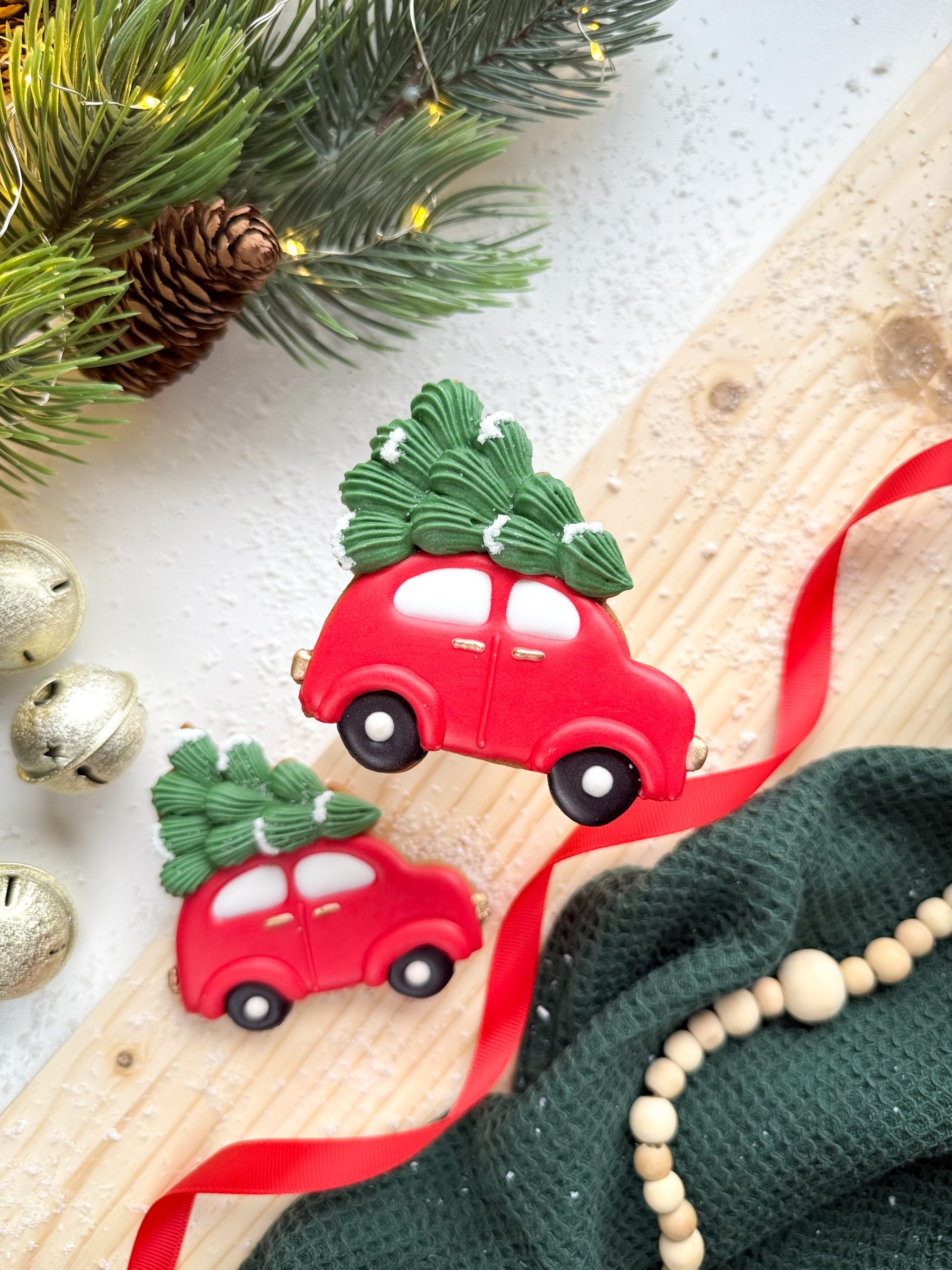 Auto z choinką - obrazek 2