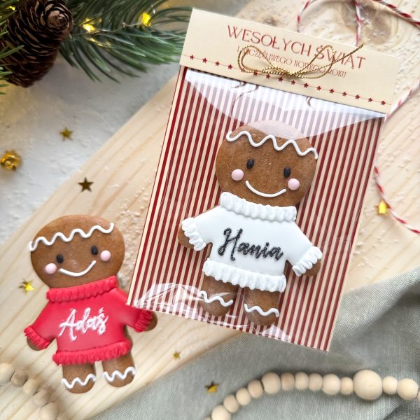 Ciastuś w sweterku z imieniem