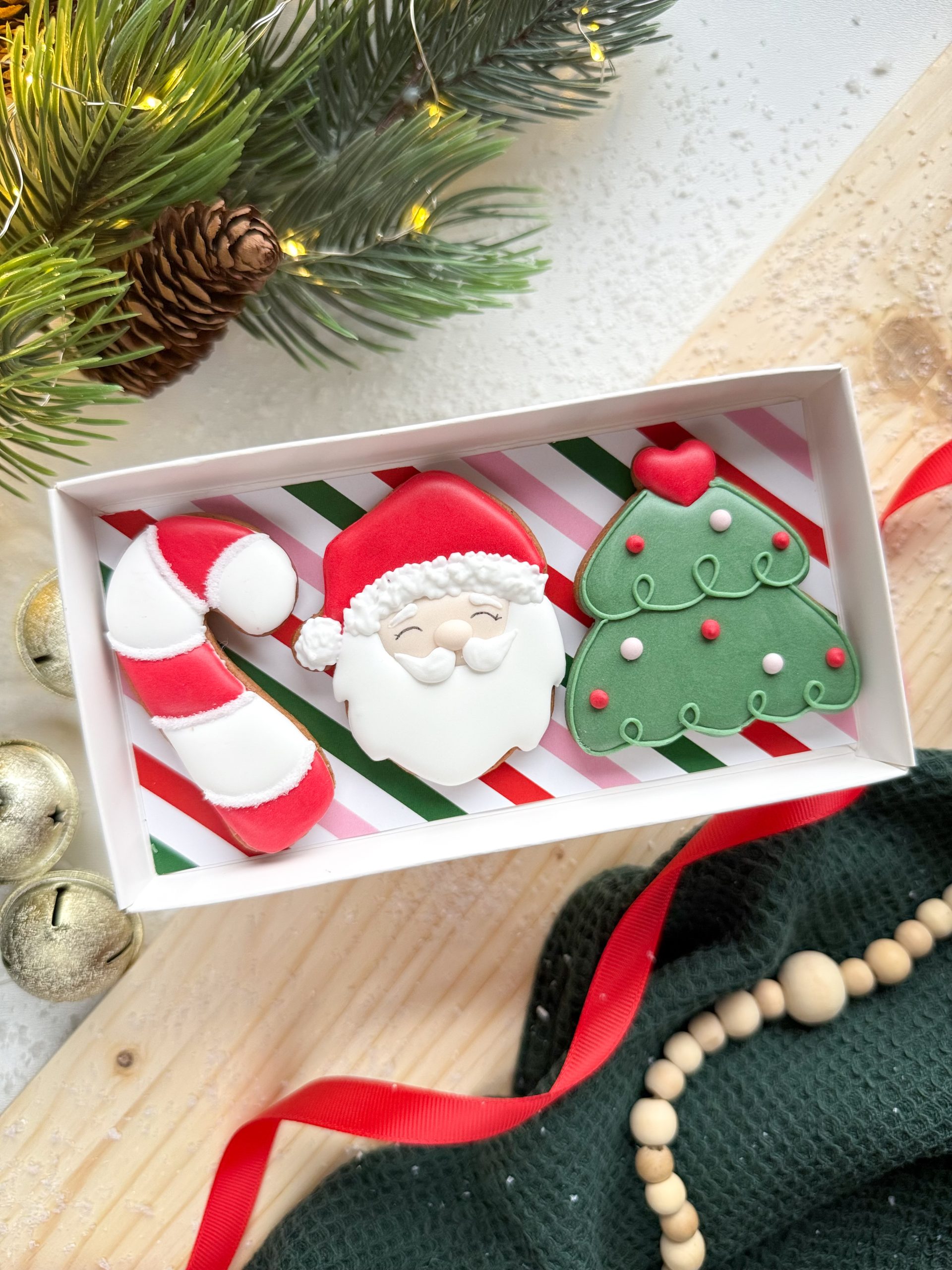 Mikołaj, choinka i laska cukrowa - zestaw mniejszy