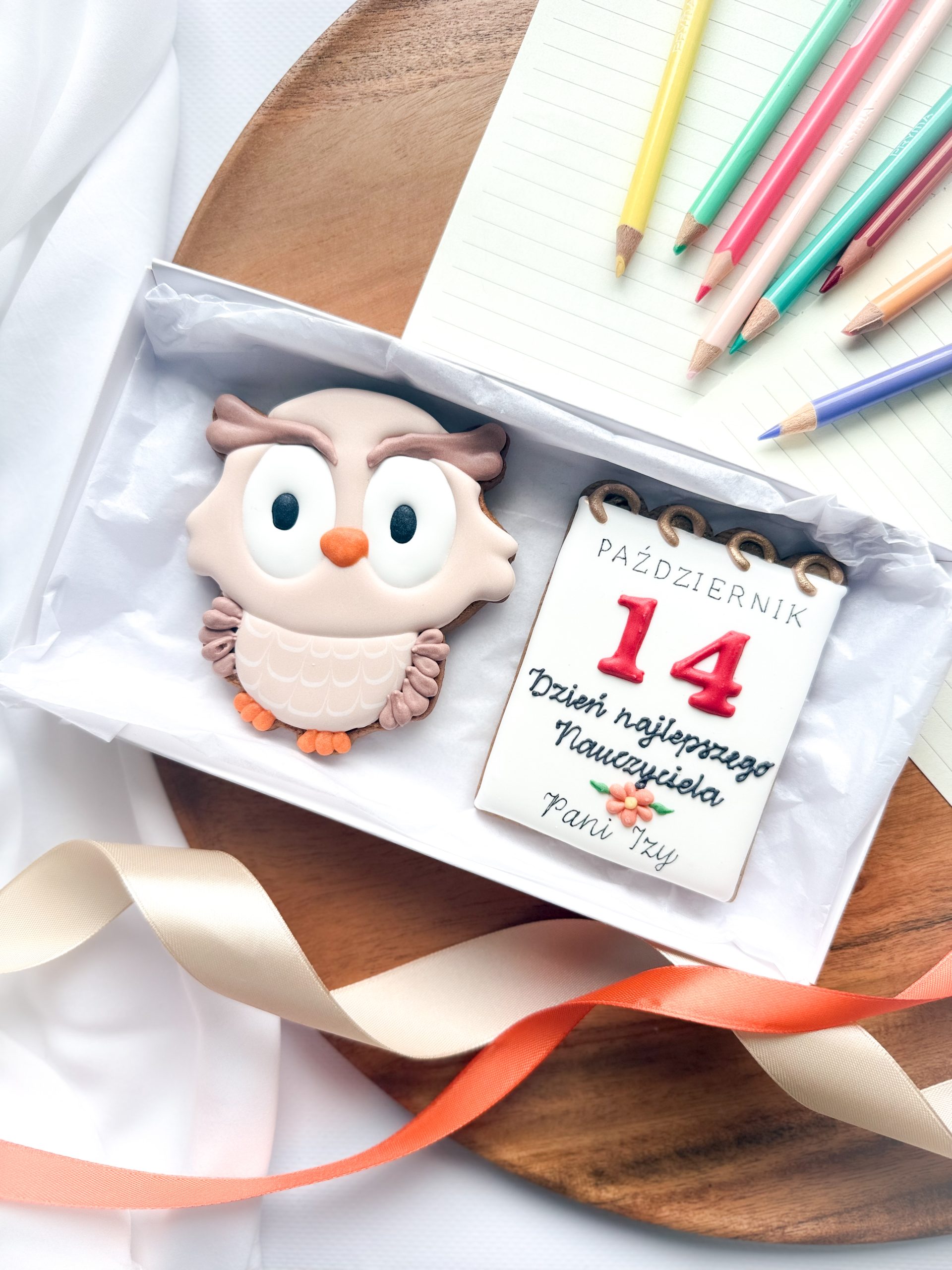Sowa brązowa z kartką z kalendarza - zestaw