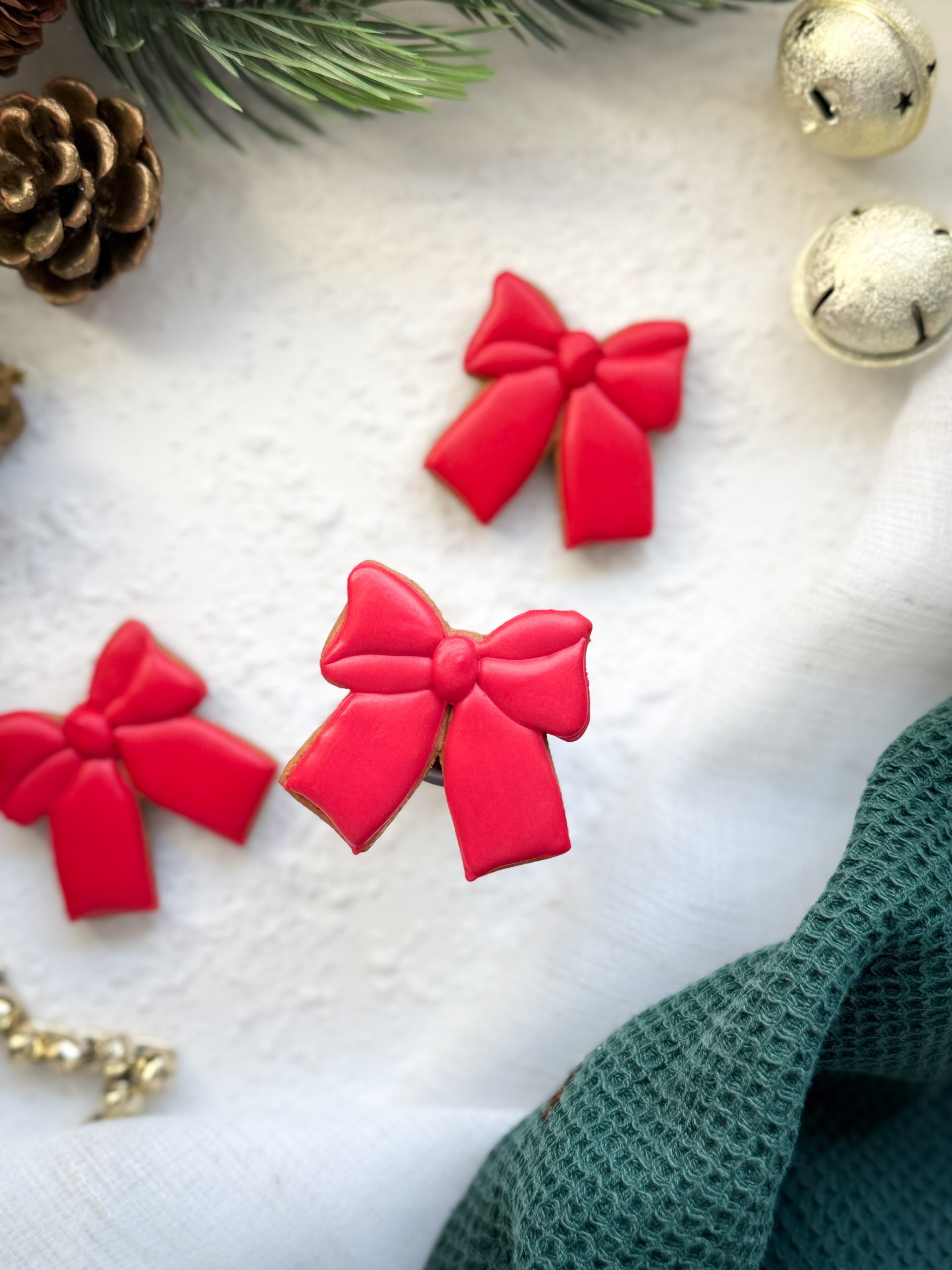 Kokardka czerwona mniejsza