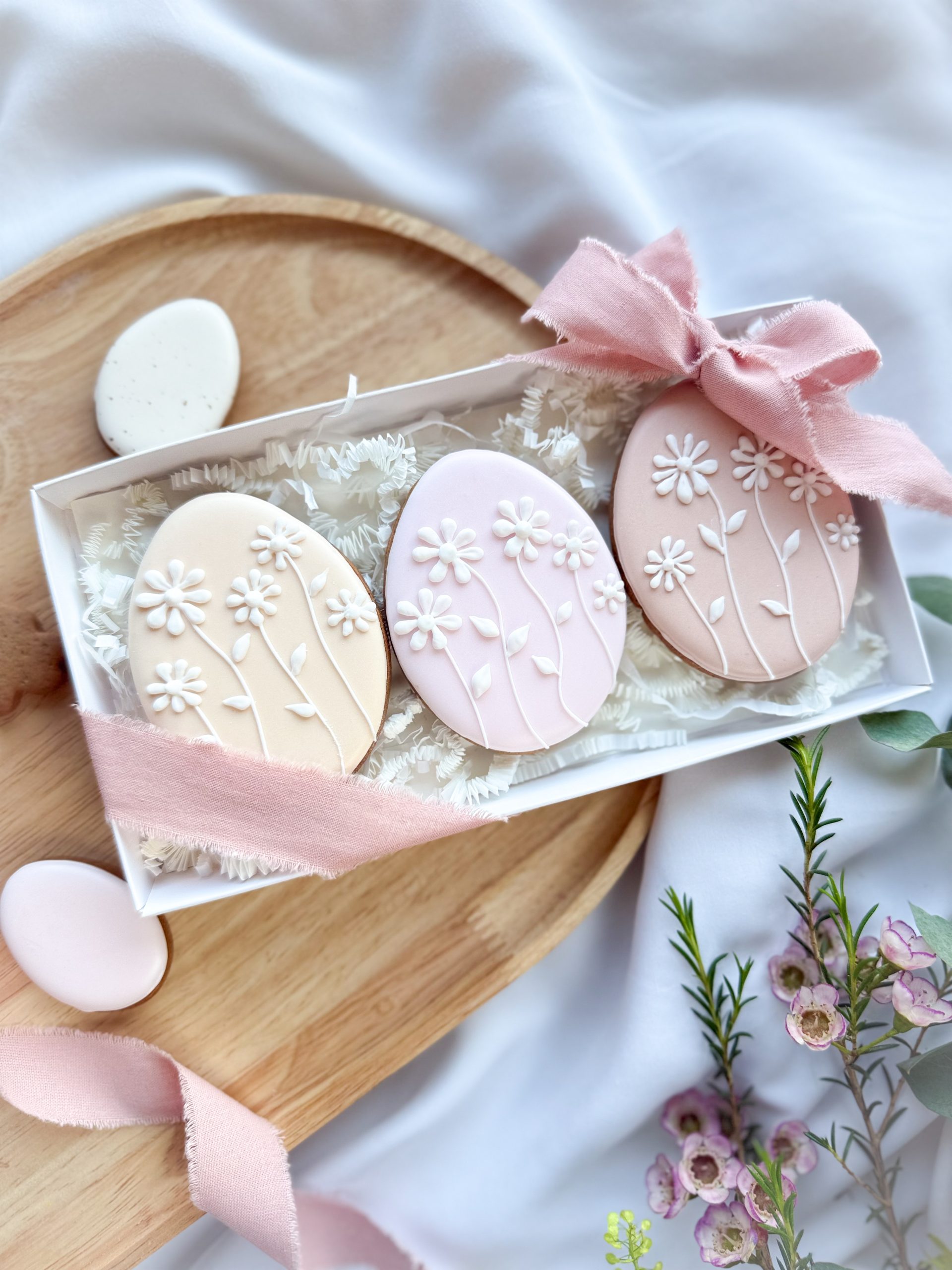 Pastelowe trzy pisanki kwiatowe- zestaw